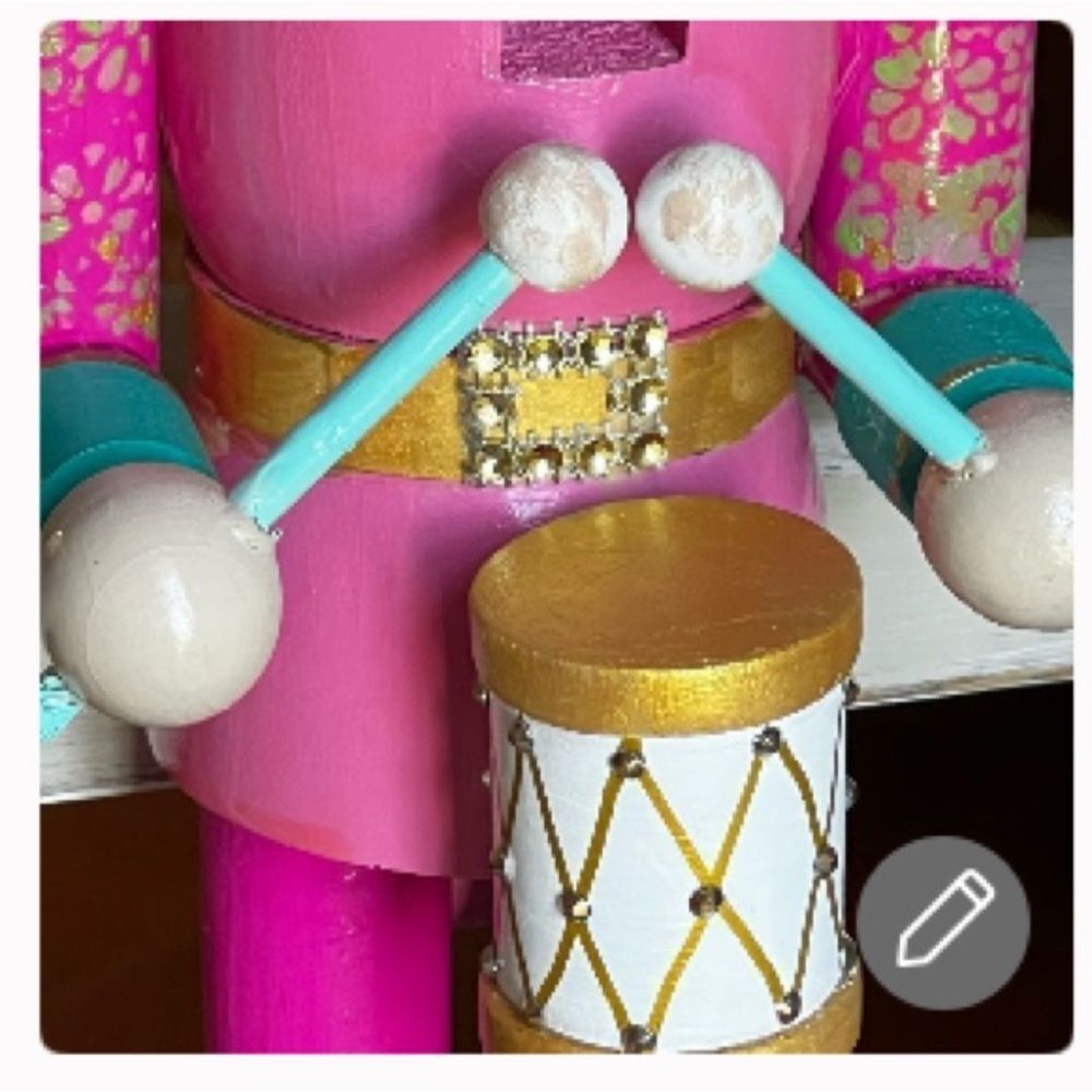 Hand Crafted Colorful Nutcracker Drum Major 18”h - Picture 5 of 10